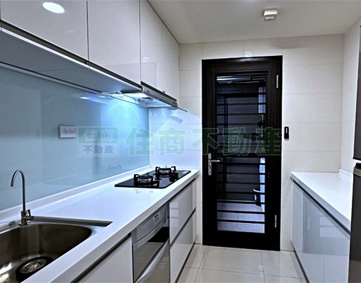 市政大方美2房+平車出租 - Image 4