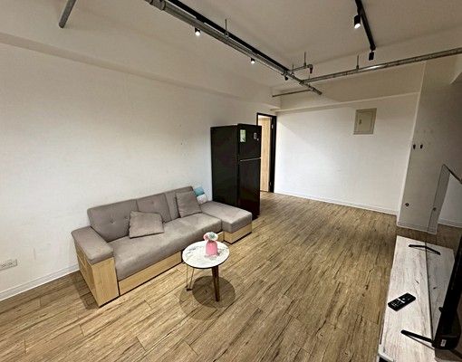 走路逛巨城|高樓層景觀戶|質感溫馨3房 - Image 2