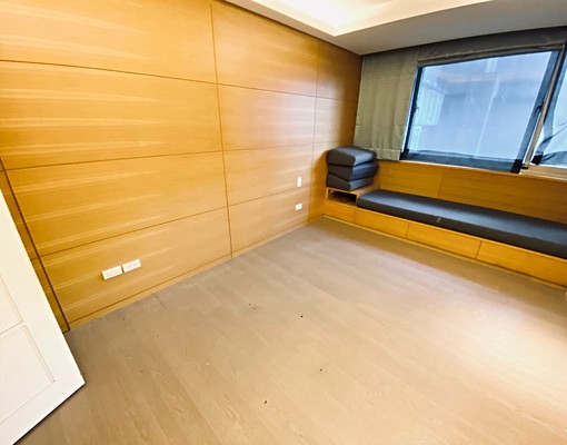 捷運大安🌻正2大房🌻電梯租案🌻保全管理🌻垃圾代收 - Image 4