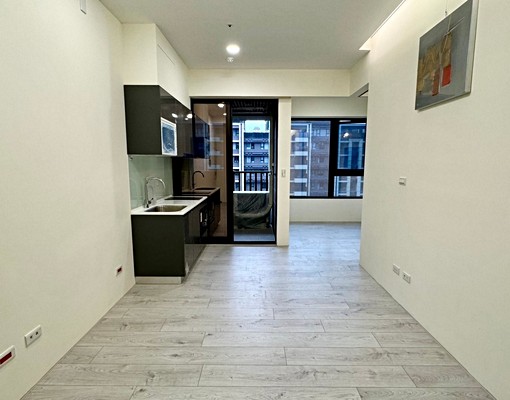 央北重劃區高樓三改二房車s央北團隊s - Image 1