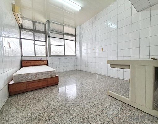 |✅三越小北門店|五房車庫透天--可租補 - Image 7