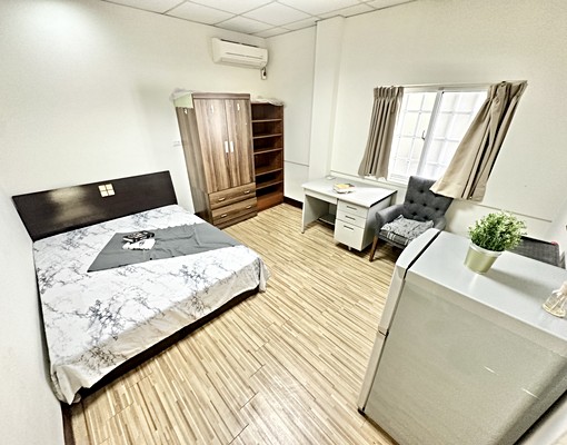 一中商圈✨可租補✨陽台獨洗✨只剩這間✨無敵秒殺 - Image 2