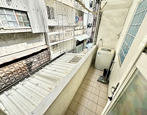 一中商圈✨可租補✨陽台獨洗✨只剩這間✨無敵秒殺 - Image 13