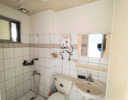 站前商圈套房有陽台有管理有電梯台水台電 - Image 5