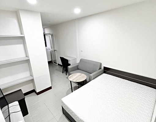 ✨西屯電梯大套房🔥傢俱全配|獨洗曬|子母車🔥步行家樂福✨ - Image 1