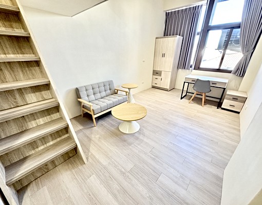 全新樓中樓🔥台水電⭐雙人租補⭐室內機車位 - Image 1