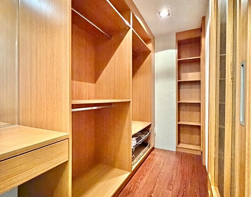 華麗工業風🔥傢俱全配✅溫馨溫泉浴缸✨類一房一廳💯 - Image 12