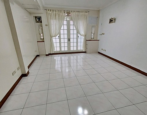 可租補安靜邊間透天門口可停車便利近永安/景平捷館運 - Image 10