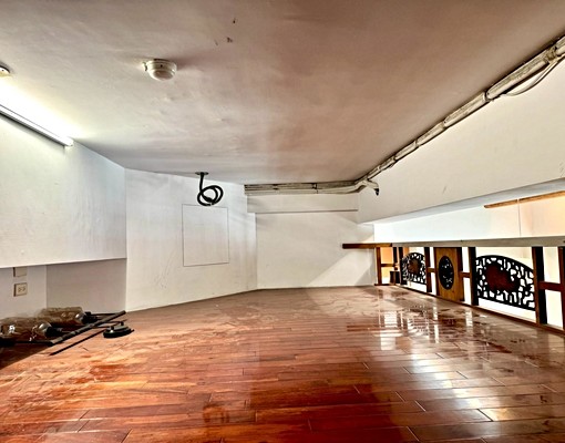 一層一戶/挑高3米6/兩大房/閣樓儲物空間/中山商圈 - Image 8