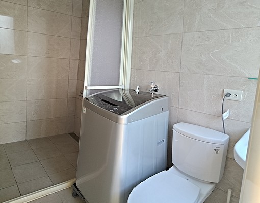 高鐵特區樓中樓邊間陽光套房 - Image 9