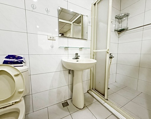 大龍街商圈【超值租案】採光優★飲水機★乾溼分離 - Image 5