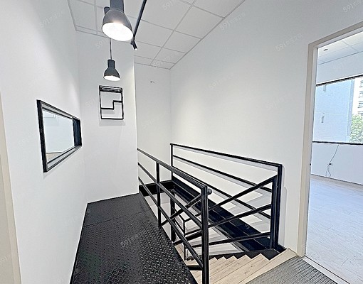 走路到好市多,透天獨棟.獨立使用2F,整層開放空間,獨立出入 - Image 1