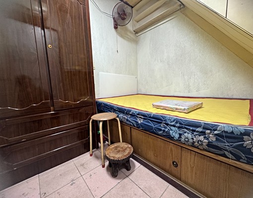 遠百商圈|近城隍廟1–4樓小透天 - Image 1