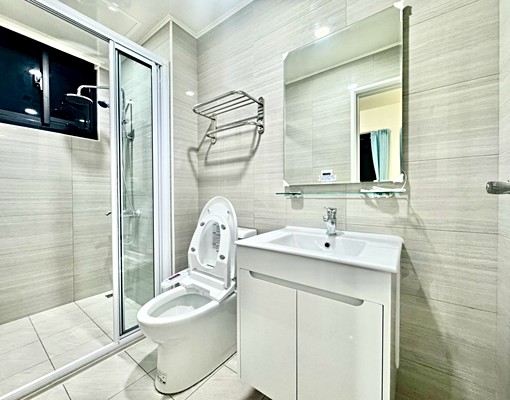 【嵐心成家】秒殺🔥近童綜合✅全新兩房兩衛+車位|含WiFi - Image 7