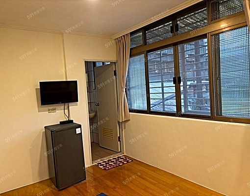 近市政府站可租補台電計可代收垃圾溫馨大採光雙人大空間 - Image 2