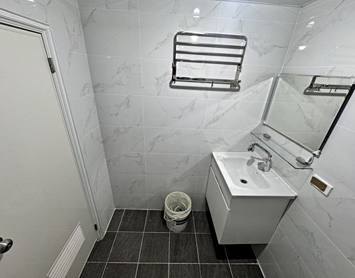 近A21捷運站/可租補/可外籍//凸窗可曬衣/全新傢俱 - Image 10