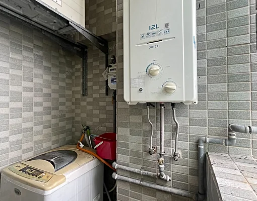 竹圍捷運南加州樓中樓可租補 - Image 6