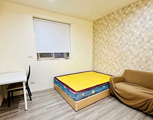 優質採光套房+冷暖氣機+含水網四+禁煙、禁寵 - Image 1