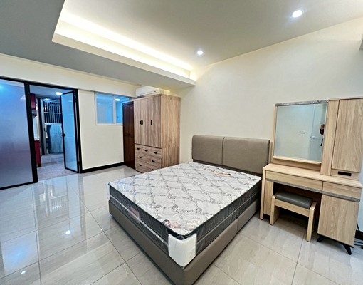 府中⚡️免爬高☀️採光佳☀️獨立陽台☀️傢俱齊☀️獨洗曬☀️ - Image 6