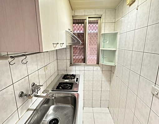 四號公園稀有電梯2房/有陽台/有廚房 - Image 8