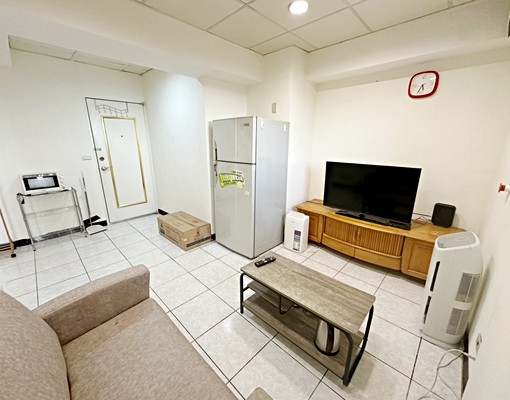 近大業/大有商圈~舒適1房含車位~機能佳~可租補 - Image 1