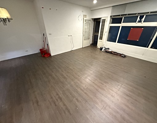 近捷運善導寺【超值2房2衛】免爬梯★新裝修★門口可停 - Image 1