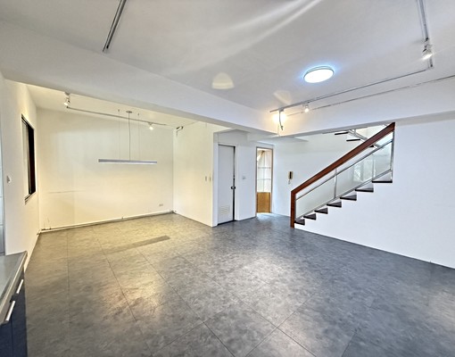 北投捷運電梯樓中樓3房+平面車位 - Image 4