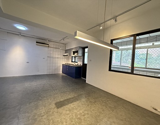 北投捷運電梯樓中樓3房+平面車位 - Image 5