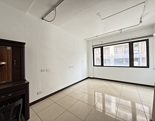 北投捷運電梯樓中樓3房+平面車位 - Image 13