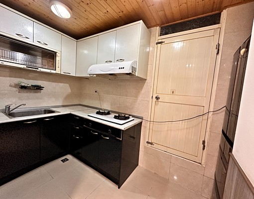 ※附平面車位高質感民宿風新裝潢整層住家※ - Image 5