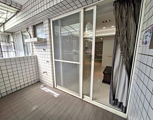 重陽橋仁義街。漂亮电梯3房2廳2陽台。附冷氣沙發 - Image 13