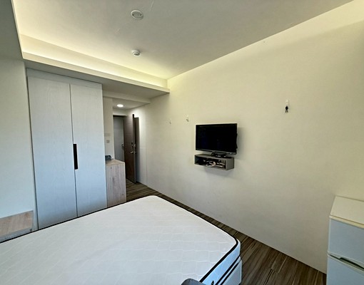 中山國小❣獨洗曬/台水電/包裹垃圾代收/採光通風/機能佳 - Image 5