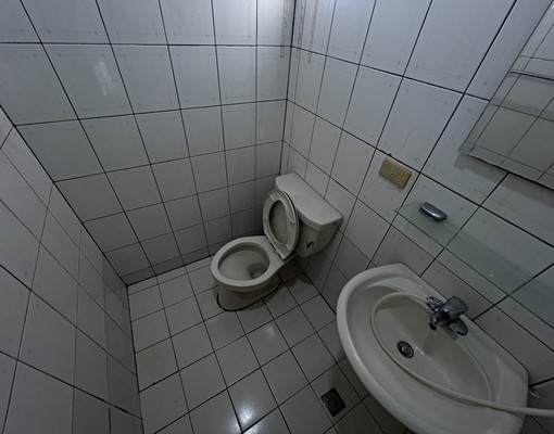 【近亞東採光租案】★垃圾代收★正一房一廳 - Image 6