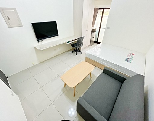 電梯秒殺小資套房★陽台獨洗曬★衛浴開窗★近大里工業區 - Image 7