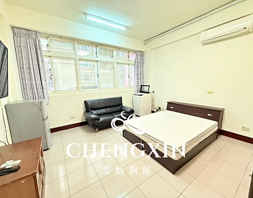 🎉竹北蛋黃區/近喜來登/竹北大遠百/可租補/獨立洗衣機🎉 - Image 1