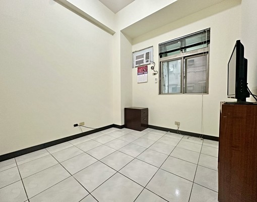 可租補.近捷運三和國中站.挑高3米6.三和國中對面.電梯三房 - Image 5