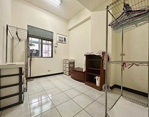 可租補.近捷運三和國中站.挑高3米6.三和國中對面.電梯三房 - Image 7