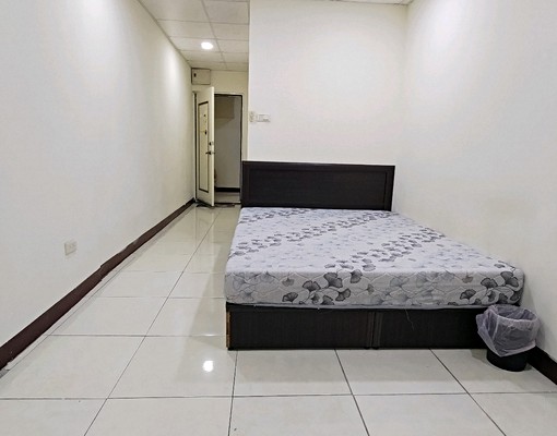 車站陽台套房 - Image 2