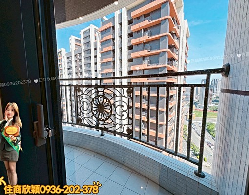 中路🍹悦峰華高樓裝潢三房車 - Image 14