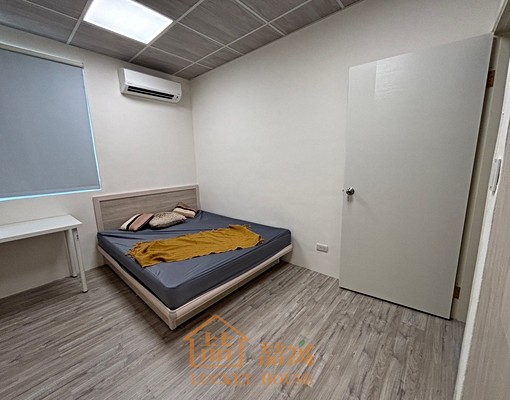 板橋全新裝潢三房美寓(可報稅可租補) - Image 14