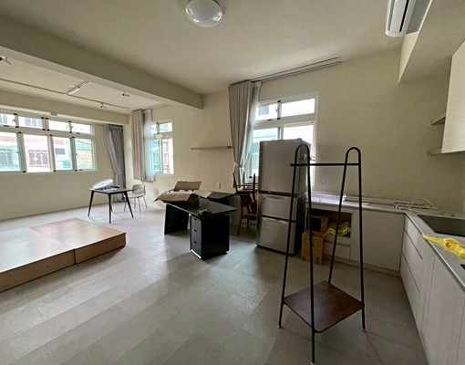 專營工作室邊間雙面採光自由路旁大坪數稀有釋出盡速預約 - Image 3