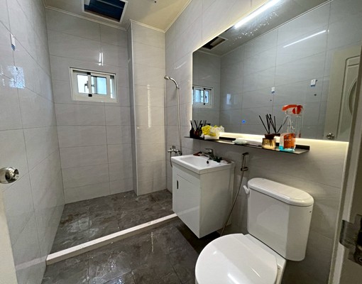 專營工作室邊間雙面採光自由路旁大坪數稀有釋出盡速預約 - Image 6