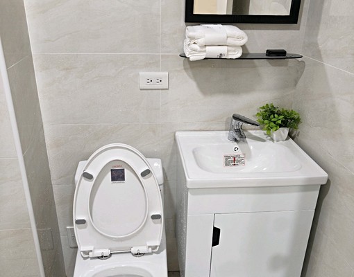 全新套房/陽台/獨立洗衣機/浴室對外窗/流理臺 - Image 7