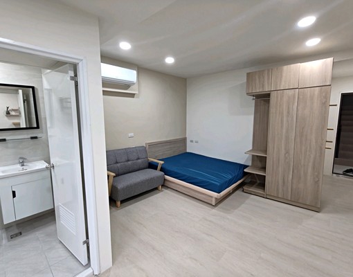 全新套房/陽台/獨立洗衣機/浴室對外窗/流理臺 - Image 12