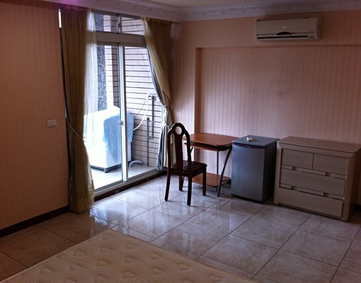 套房出租6500/雅房4500附家具家電 - Image 2