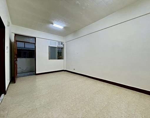 ‼️稀有電梯華廈釋出‼️包裹垃圾代收‼️可租補 - Image 2