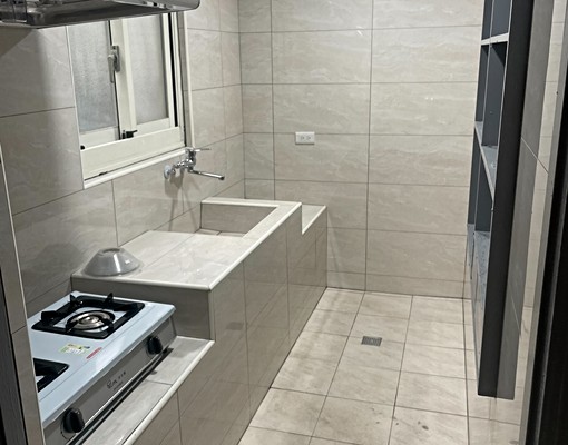 新裝潢~鄰近雙捷運站~生活機能佳 - Image 1