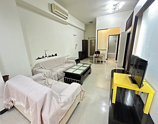 五泰可租補~免仲介費~優質挑高兩房有家電具寵可議 - Image 2