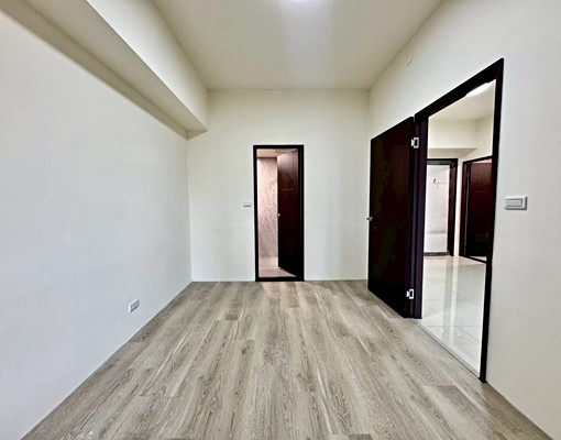 可租補|可寵!家具另談!新高學區2房2衛浴平車 - Image 3