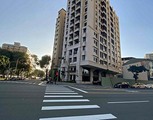 💗電梯二房💗可租補💗傢俱電全配💗平面車位 - Image 1